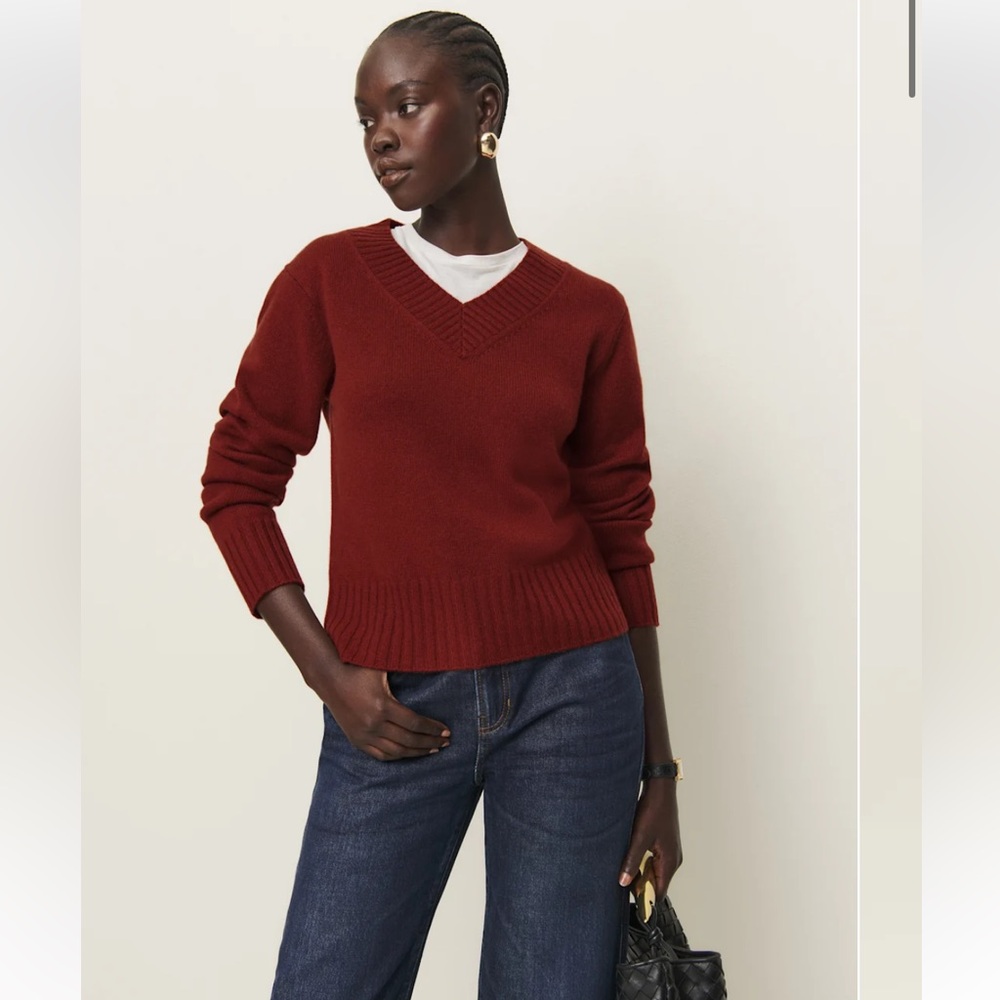 Reformation Dulce cashmere v neck sweater